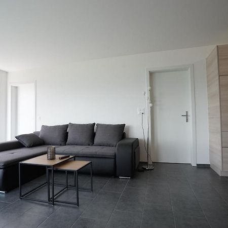 Clasgieri - 3-Zimmer-Ferienwohnung Fuer 4 - 6 Personen, 65M2 Falera Dış mekan fotoğraf