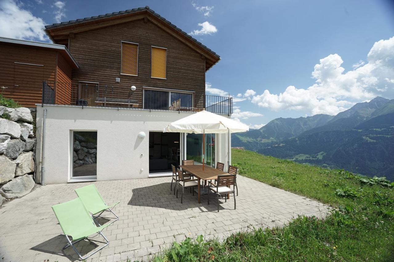 Clasgieri - 3-Zimmer-Ferienwohnung Fuer 4 - 6 Personen, 65M2 Falera Dış mekan fotoğraf